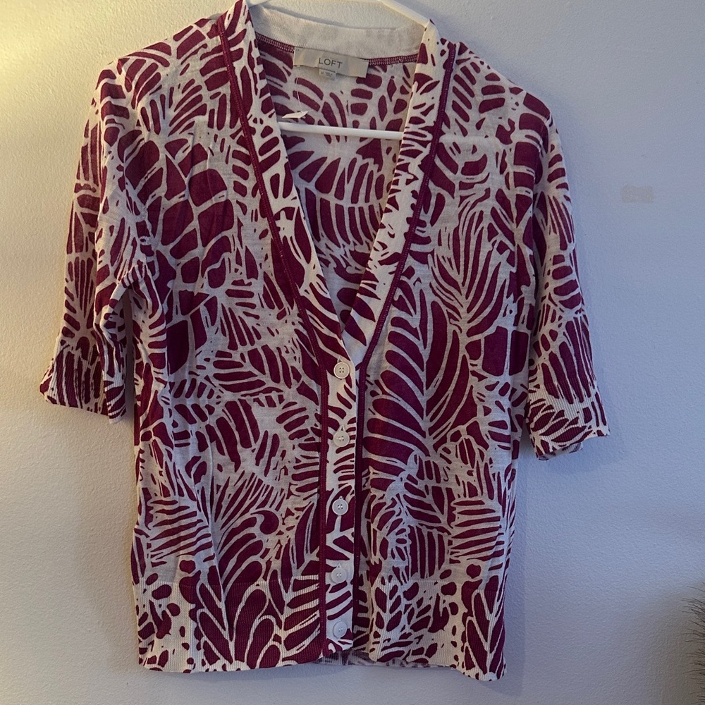 LOFT Burgundy and Cream Leaf Print Cardigan. Short sleeves - NWOT